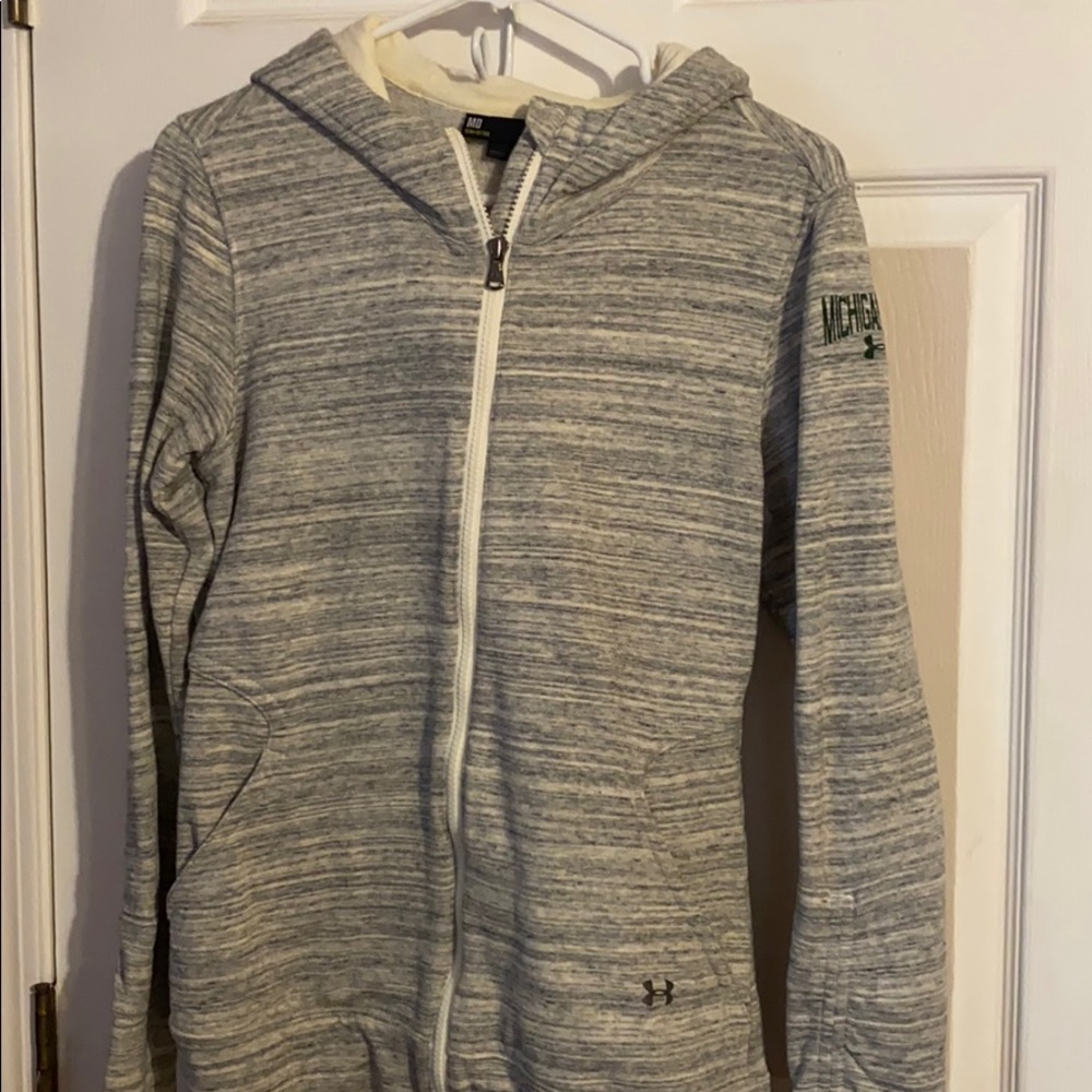 Semi fitted sweat jacket